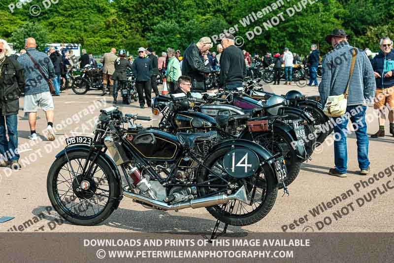 Vintage motorcycle club;eventdigitalimages;no limits trackdays;peter wileman photography;vintage motocycles;vmcc banbury run photographs